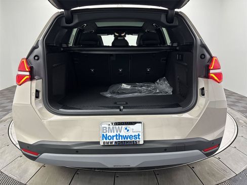 New 2026 BMW X3 xDrive30i w/ Convenience Package AWD/4WD image 21