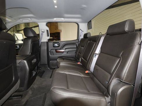 Used 2015 GMC Sierra 2500 SLT w/ Duramax Plus Package AWD/4WD image 14