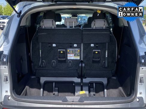 Certified 2025 Toyota Sienna LE image 20