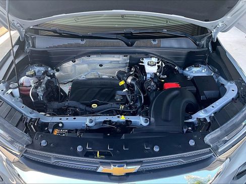Used 2023 Chevrolet TrailBlazer LS FWD image 28