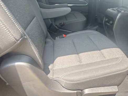 Used 2024 Chevrolet Traverse LT w/ LPO, Floor Liner Package FWD image 16