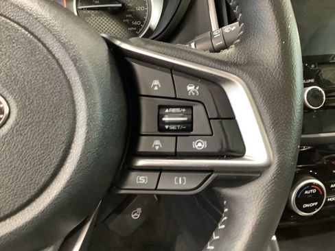 Certified 2022 Subaru Forester Limited image 21
