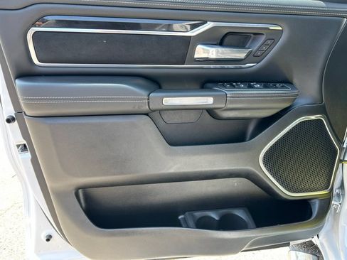 Used 2022 RAM 1500 Laramie w/ Sport Appearance Package AWD/4WD image 12