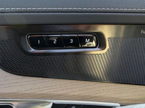 New 2026 Volvo XC90 T8 Plus w/ Protection Package Premier image 11