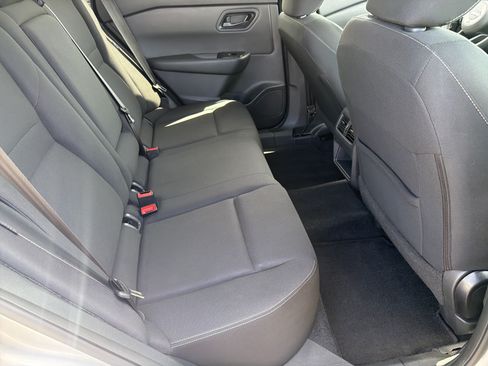 Used 2024 Nissan Rogue S AWD/4WD image 24