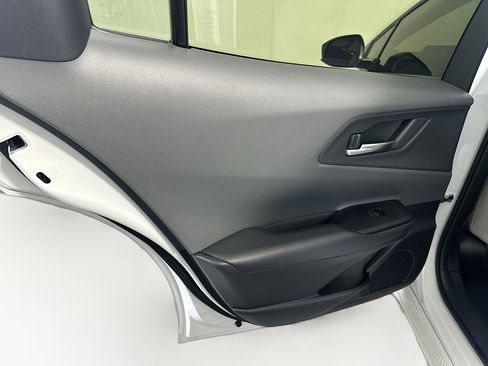 Used 2025 Toyota Prius XLE image 27