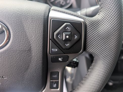 Certified 2022 Toyota Tacoma SR5 image 20