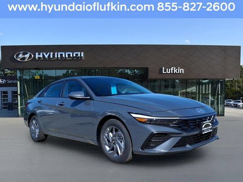 New 2026 Hyundai Elantra Hybrid FWD image 1