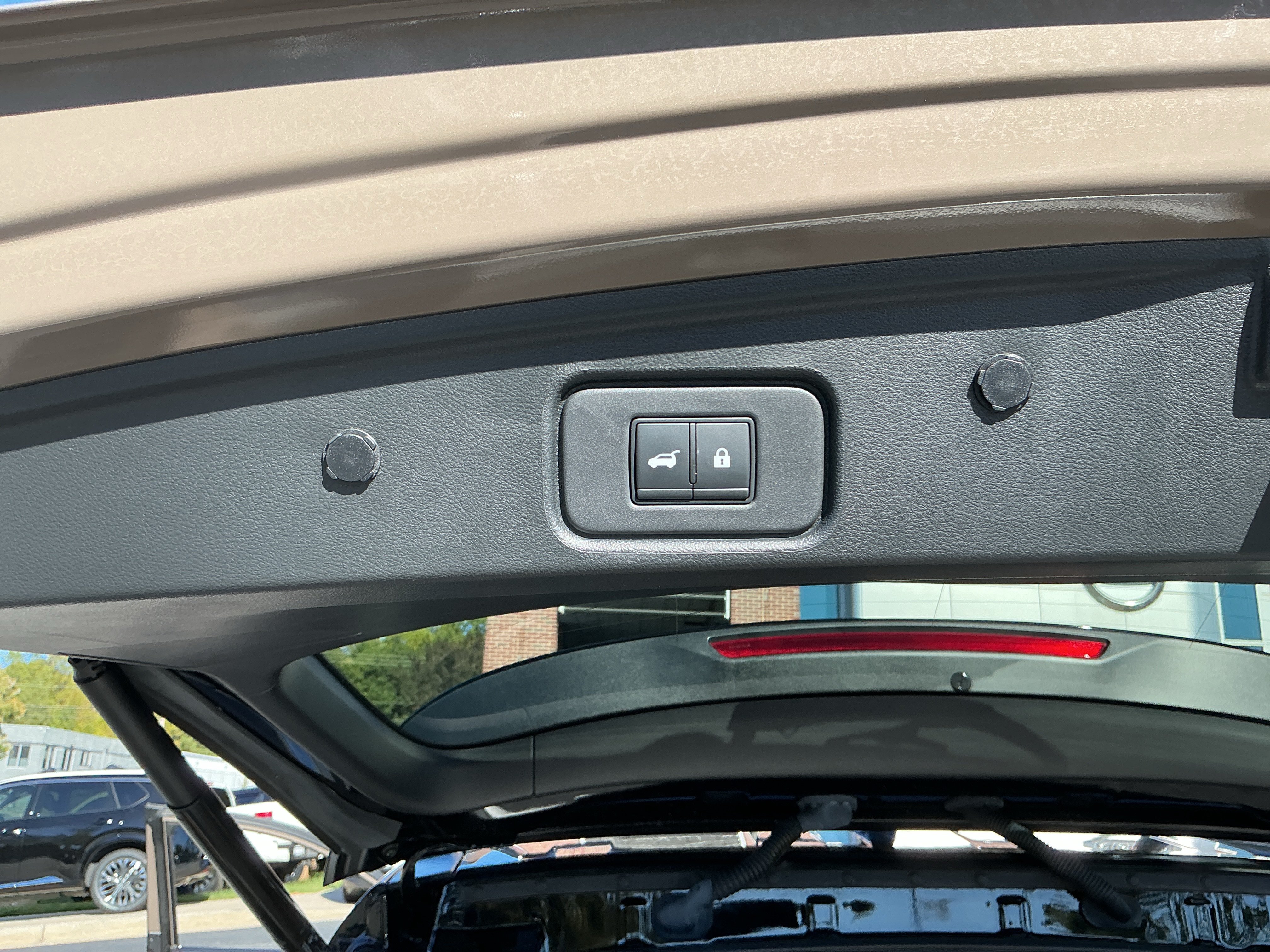 Certified 2023 Nissan Pathfinder Platinum AWD/4WD image 31