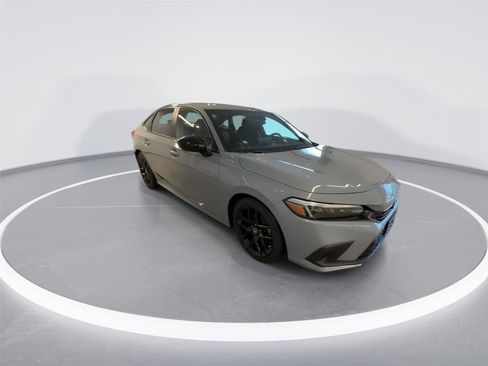 Used 2023 Honda Civic Sport image 2