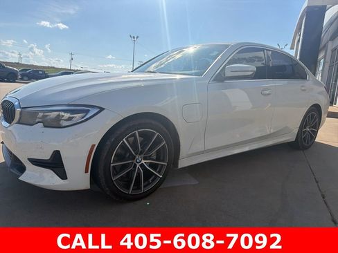 Used 2021 BMW 330e w/ Driving Assistance Package RWD image 7