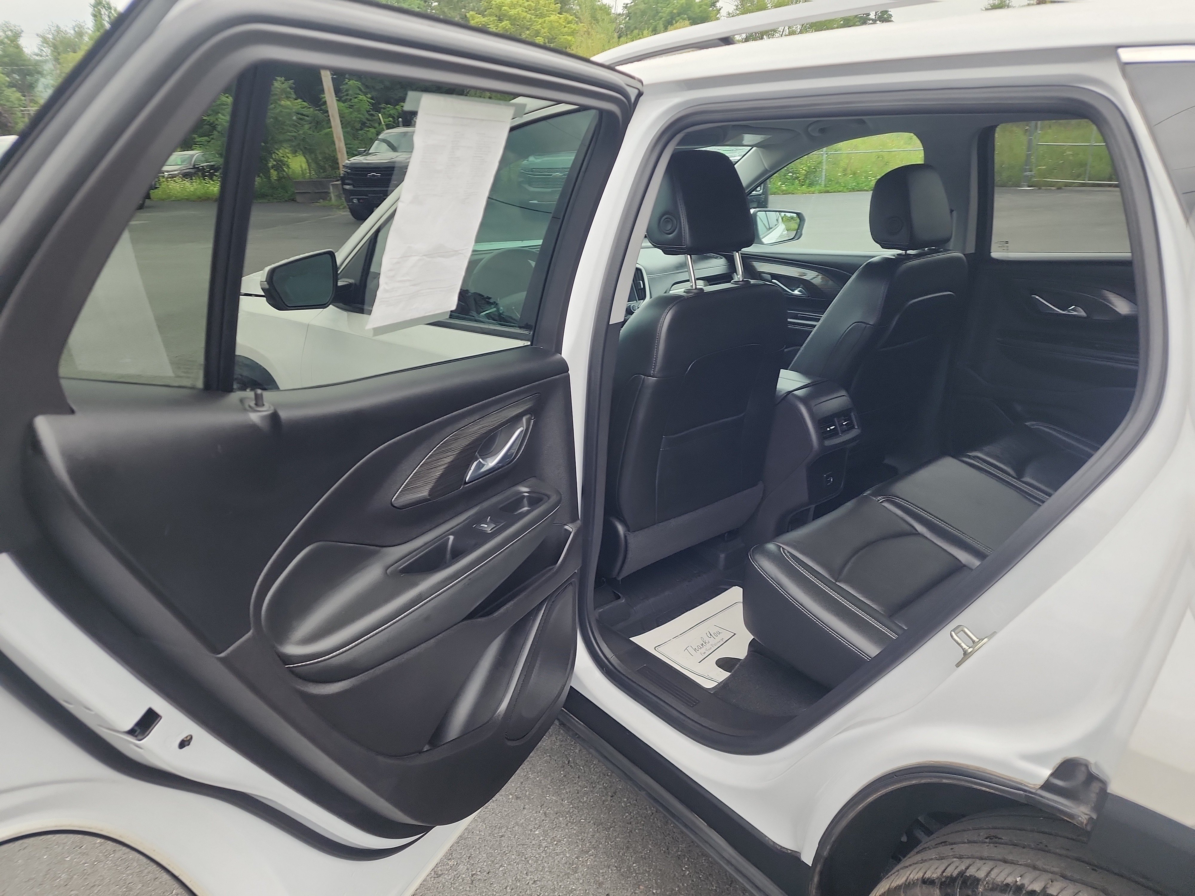 Certified 2024 GMC Terrain SLT w/ Infotainment Package II AWD/4WD image 25