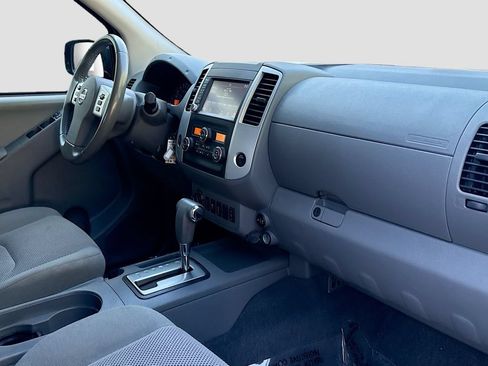 Used 2019 Nissan Frontier SV w/ Value Truck Package AWD/4WD image 27