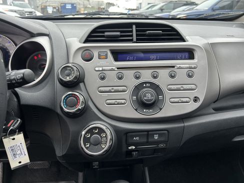 Used 2012 Honda Fit image 16