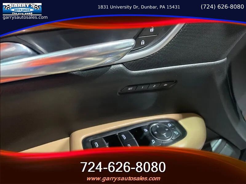 Used 2017 Cadillac XT5 Platinum AWD/4WD image 16