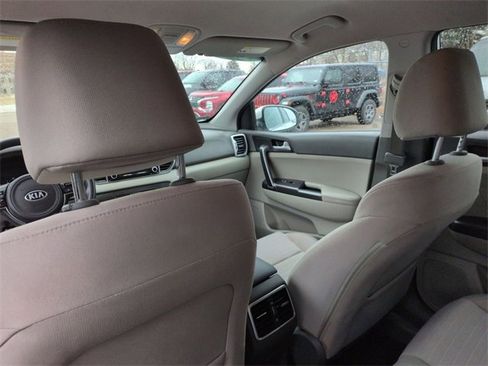 Used 2018 Kia Sportage LX image 25