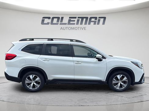 Used 2025 Subaru Ascent Premium AWD/4WD image 4