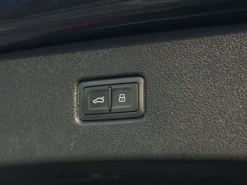 Used 2019 Audi Q7 3.0T Prestige image 13