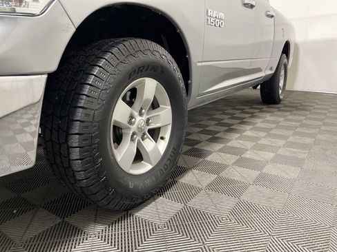 Used 2018 RAM 1500 Classic SLT AWD/4WD image 25