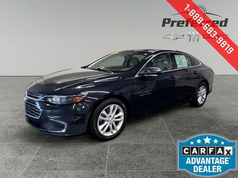 Used 2017 Chevrolet Malibu LT w/ Driver Confidence Package image 11