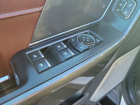 Used 2023 Ford F150 Lariat w/ Equipment Group 502A High image 17