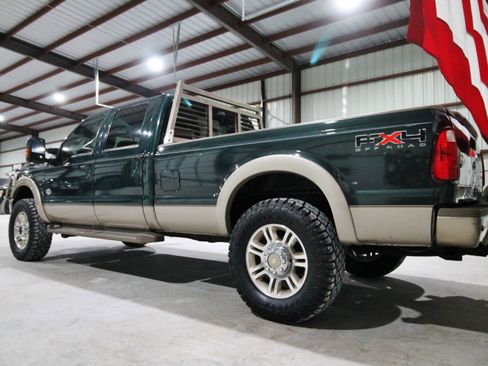 Used 2011 Ford F350 King Ranch w/ FX4 Off Road Pkg image 8