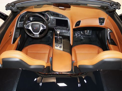 Used 2014 Chevrolet Corvette Stingray Convertible w/ 3LT Preferred Equipment Group RWD image 25