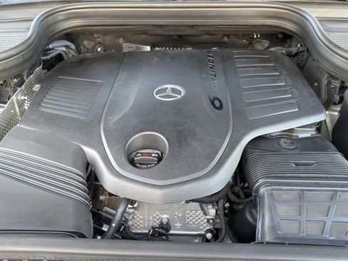 Certified 2022 Mercedes-Benz GLS 450 4MATIC image 24