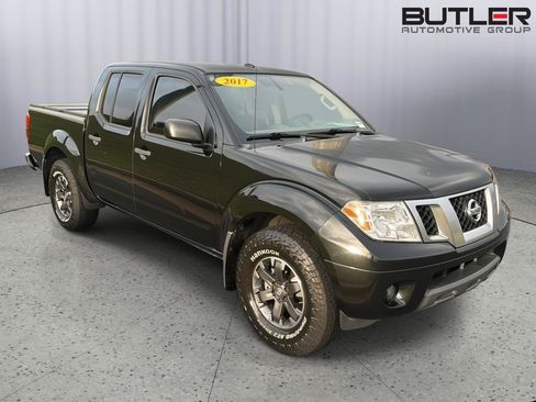 Used 2017 Nissan Frontier Desert Runner RWD image 8