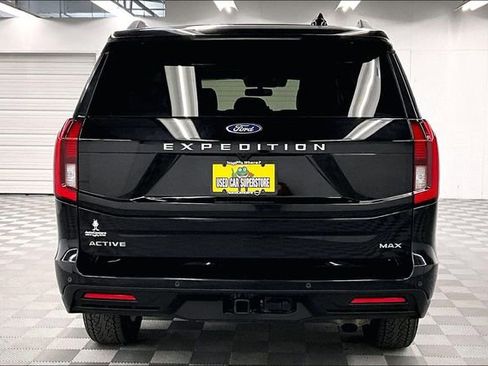 Used 2025 Ford Expedition Max Active image 5