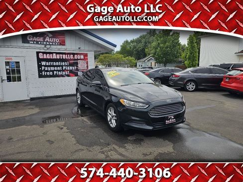 Used 2014 Ford Fusion SE FWD image 1