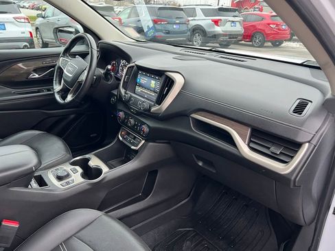 Used 2022 GMC Terrain Denali w/ Denali Premium Package image 27