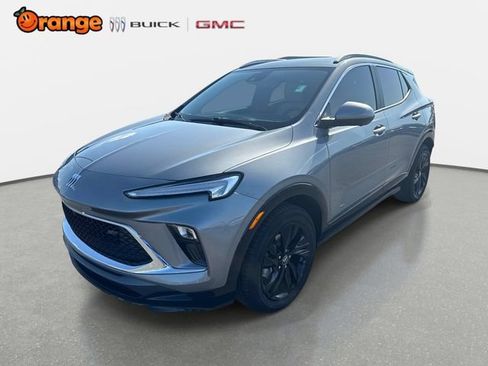 Used 2025 Buick Encore GX Sport Touring w/ Advanced Technology Package FWD image 7