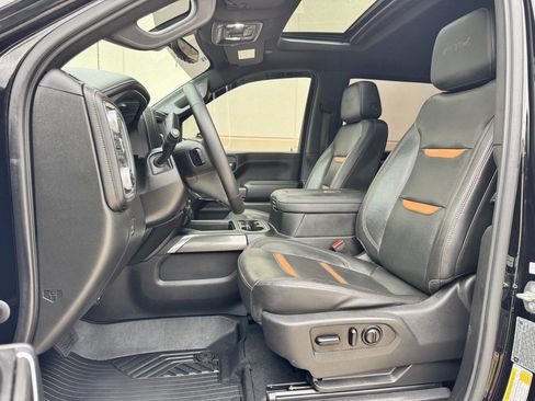 Used 2020 GMC Sierra 2500 AT4 w/ AT4 Premium Package image 11