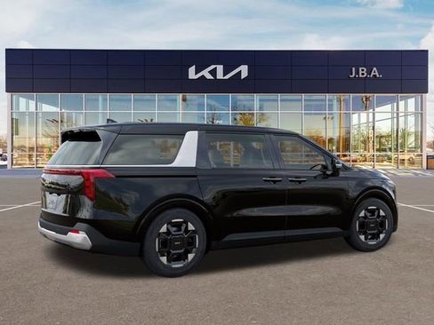 New 2026 Kia Carnival EX FWD image 7