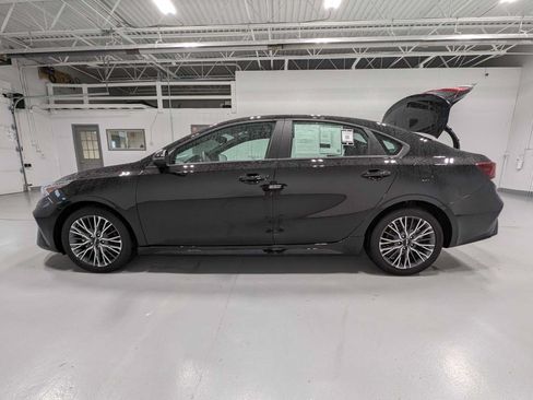 Certified 2023 Kia Forte GT-Line w/ GT-Line Premium Package FWD image 12
