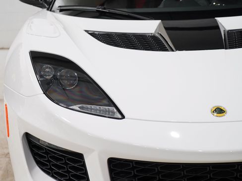 Used 2020 Lotus Evora RWD image 28