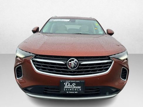 Used 2022 Buick Envision Essence w/ Technology Package I AWD/4WD image 2