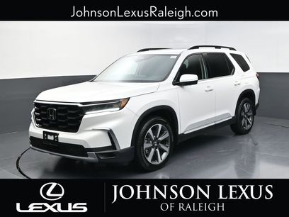 Used 2025 Honda Pilot Elite