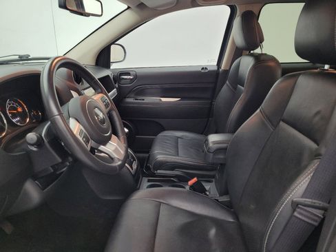 Used 2017 Jeep Compass High Altitude AWD/4WD image 17