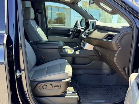 Used 2022 GMC Yukon SLT w/ SLT Premium Package AWD/4WD image 20