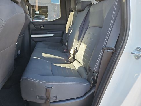 Used 2024 Toyota Tacoma TRD Off-Road image 27