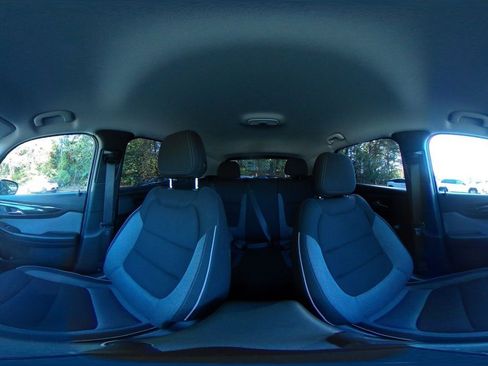 Used 2025 Chevrolet TrailBlazer LT image 42