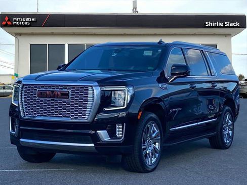 Used 2021 GMC Yukon XL Denali w/ LPO, Illumination Package image 1