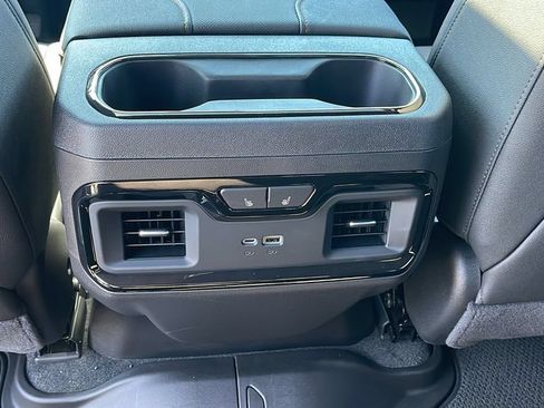 New 2026 GMC Sierra 1500 AT4 w/ AT4 Premium Package AWD/4WD image 17