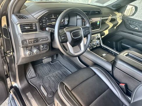 Certified 2024 GMC Yukon XL Denali w/ Max Trailering Package image 10