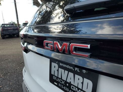 New 2026 GMC Acadia Elevation image 7