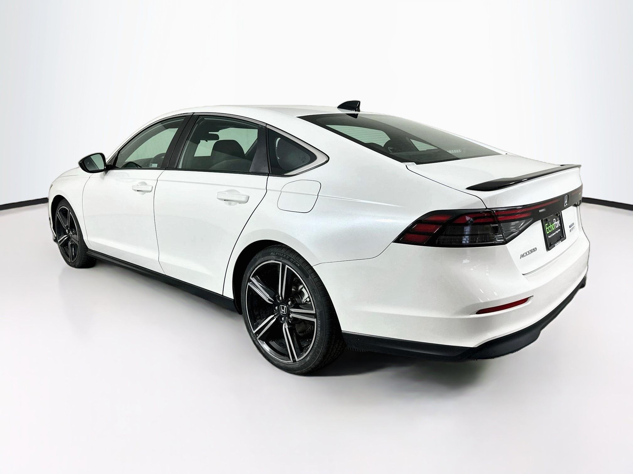 Used 2024 Honda Accord Sport image 5