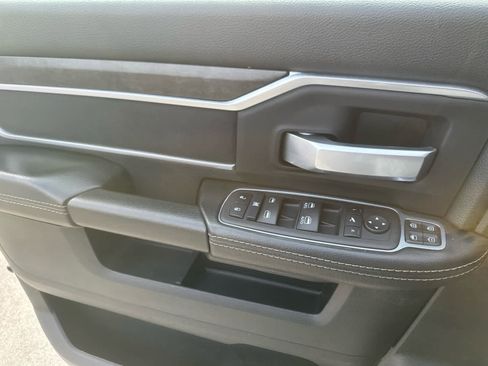 Used 2024 RAM 2500 Big Horn image 17