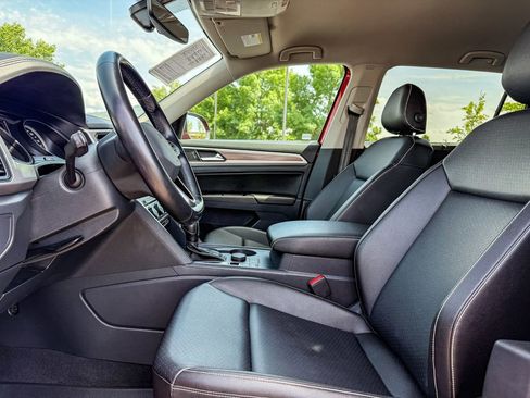 Used 2021 Volkswagen Atlas SE w/ Towing Package AWD/4WD image 19